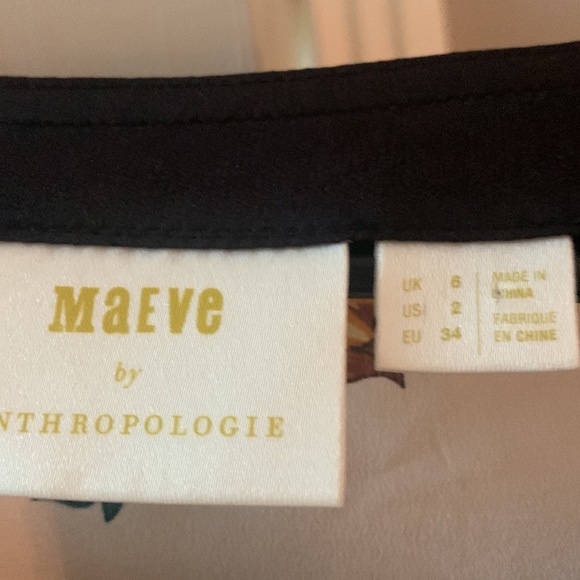 Silk floral tip from anthro - Picture 2 of 6